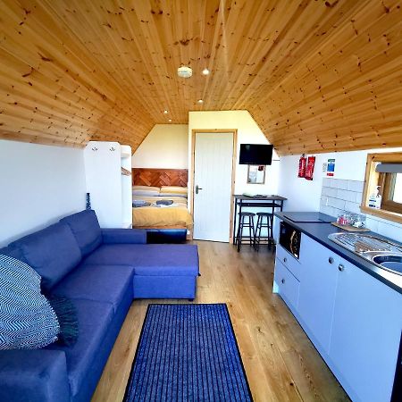 Gowanview Glamping Hotel Banff Buitenkant foto
